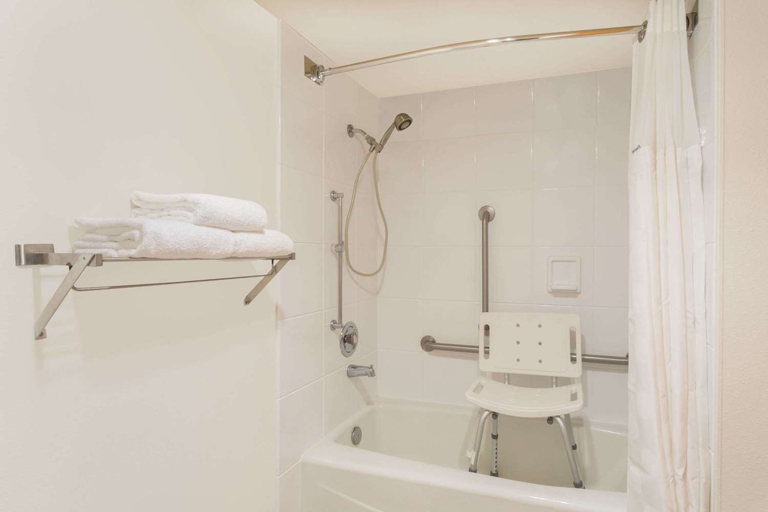 Фото Ramada by Wyndham Cedar City