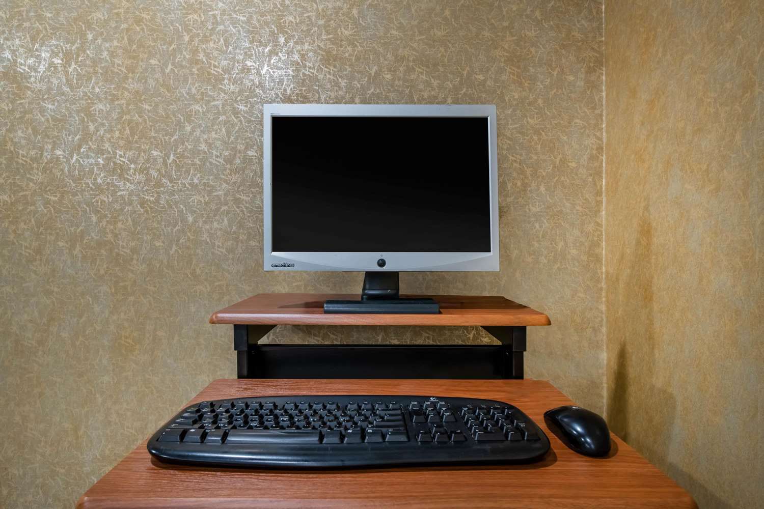 Фото Ramada by Wyndham Groton