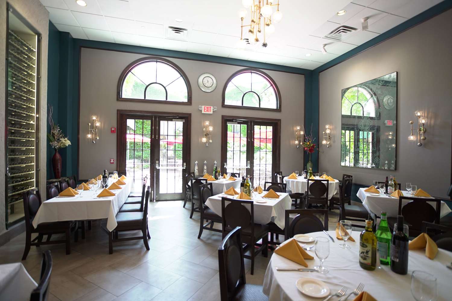 Фото Hampton Inn & Suites Fairfield