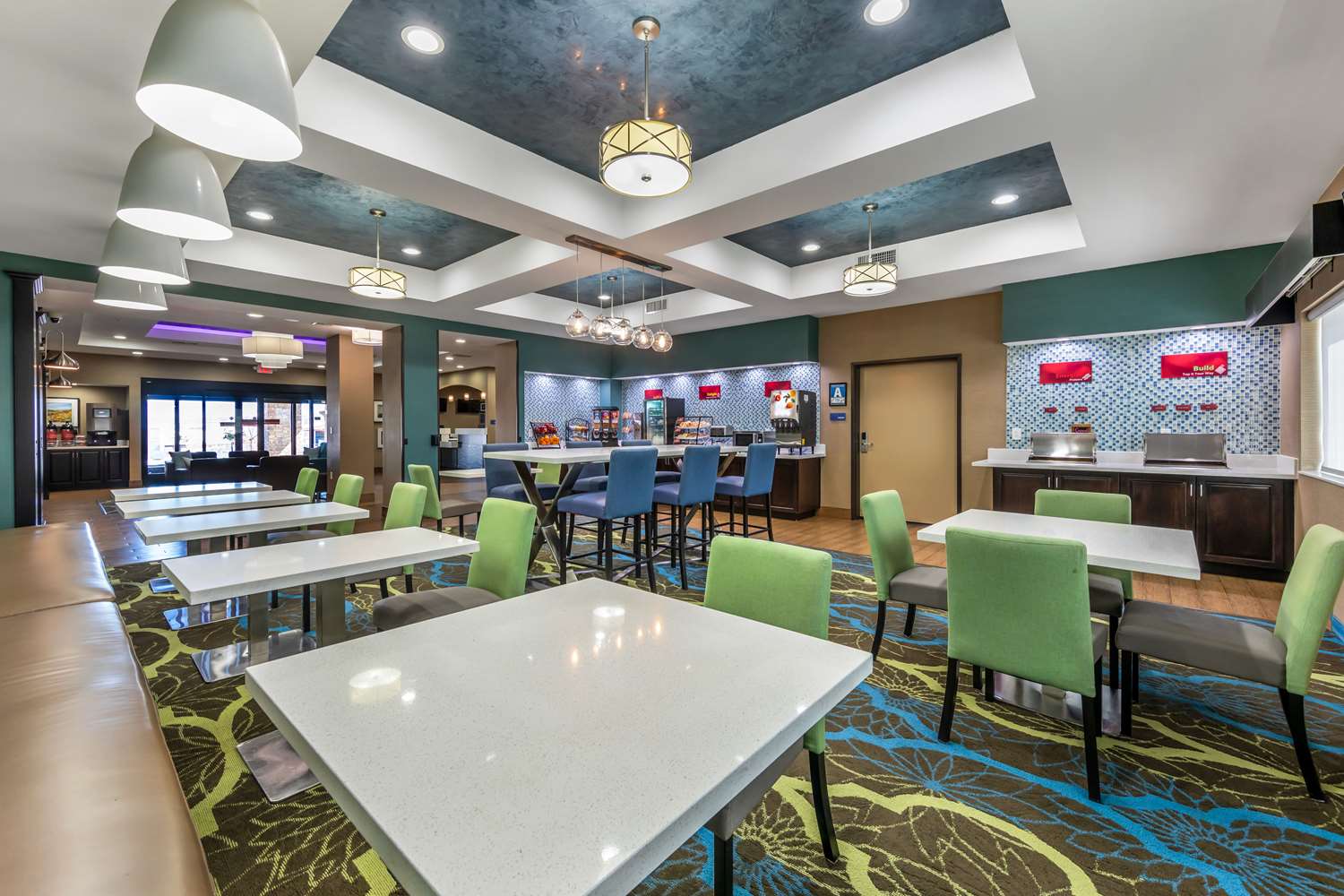 Фото Best Western Plus Taft Inn