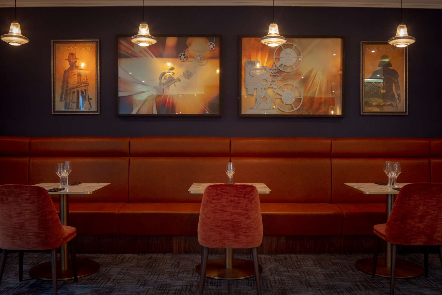 Фото DoubleTree by Hilton London Elstree