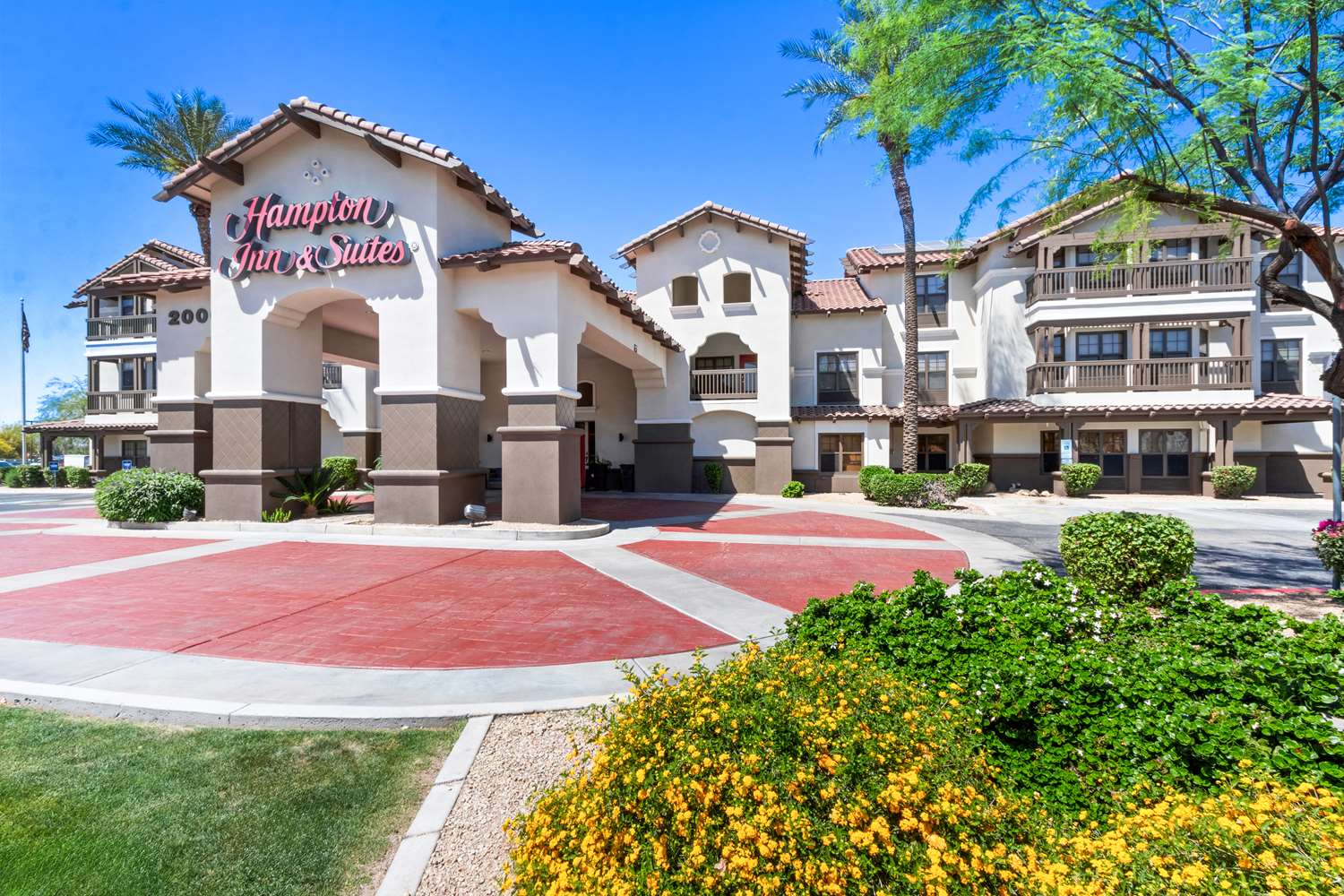 Фото Hampton Inn & Suites Phoenix-Goodyear