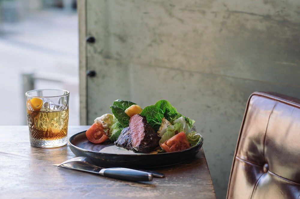 Фото Kimpton Armory Hotel Bozeman, an Ihg Hotel