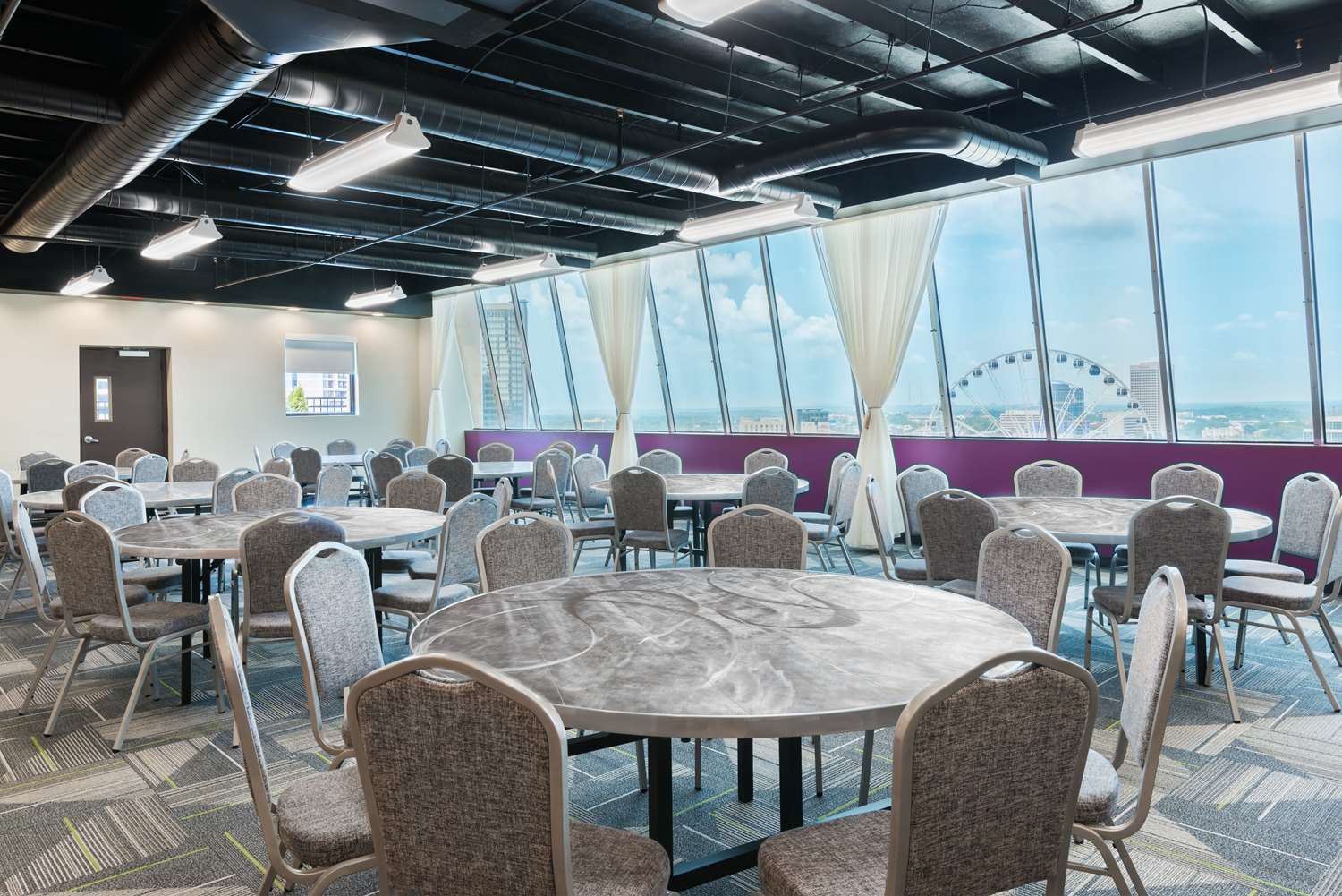 Фото Home2 Suites by Hilton Atlanta Downtown