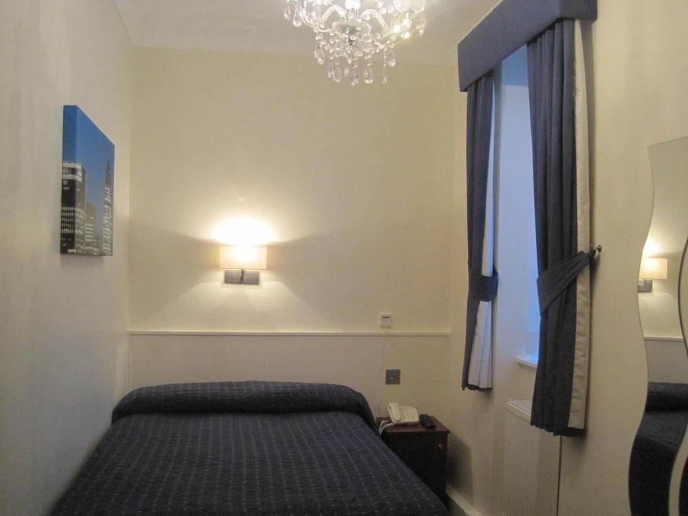 Фото Aaraya London