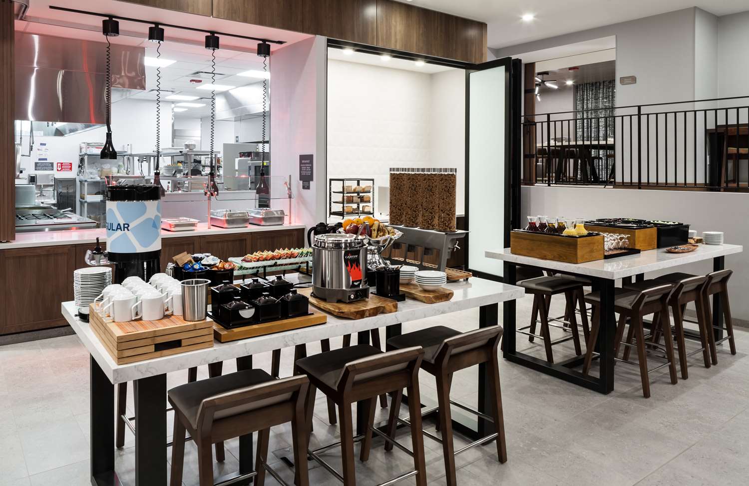 Фото Hilton Garden Inn Madison Downtown