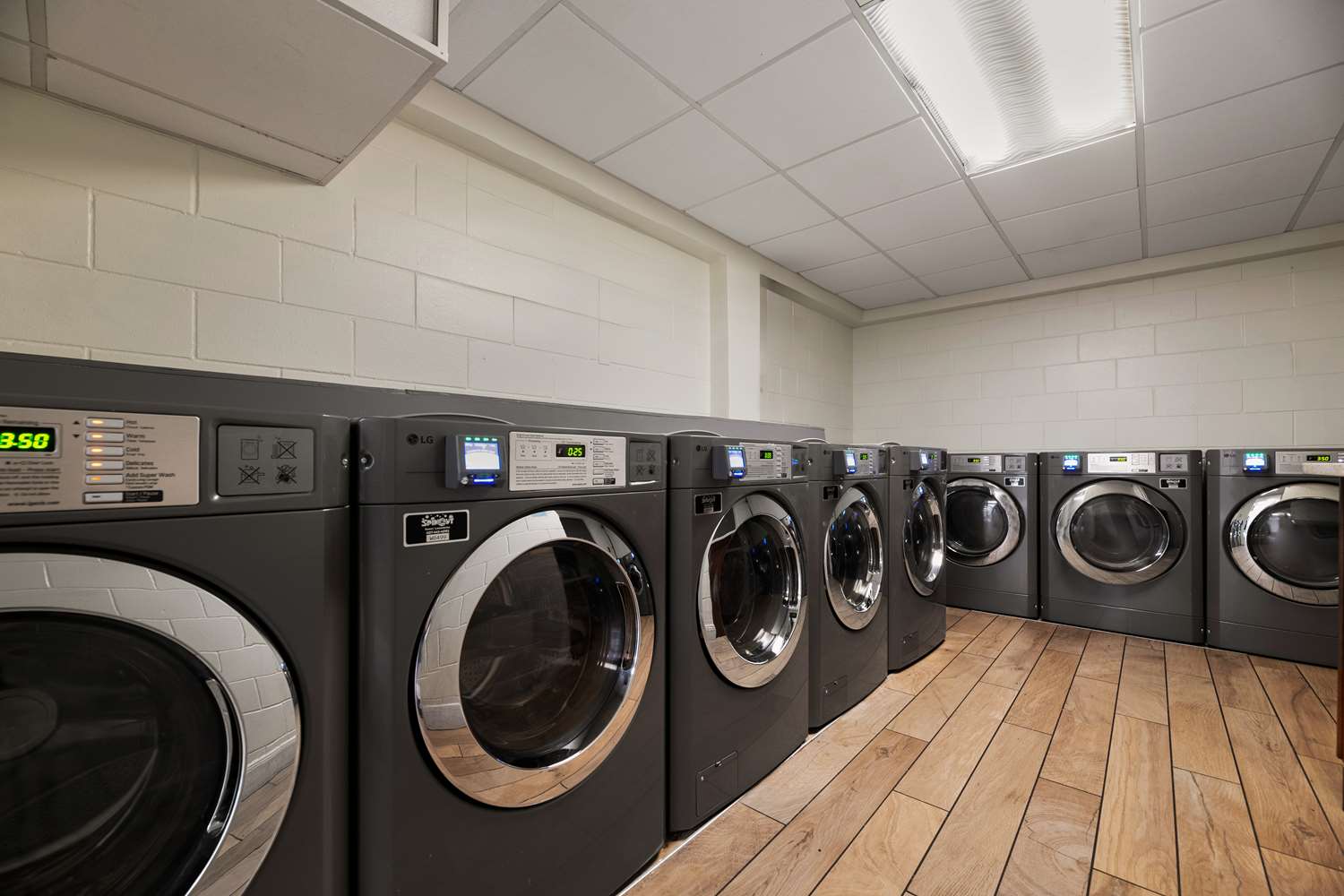 Фото Best Western Orlando Gateway Hotel