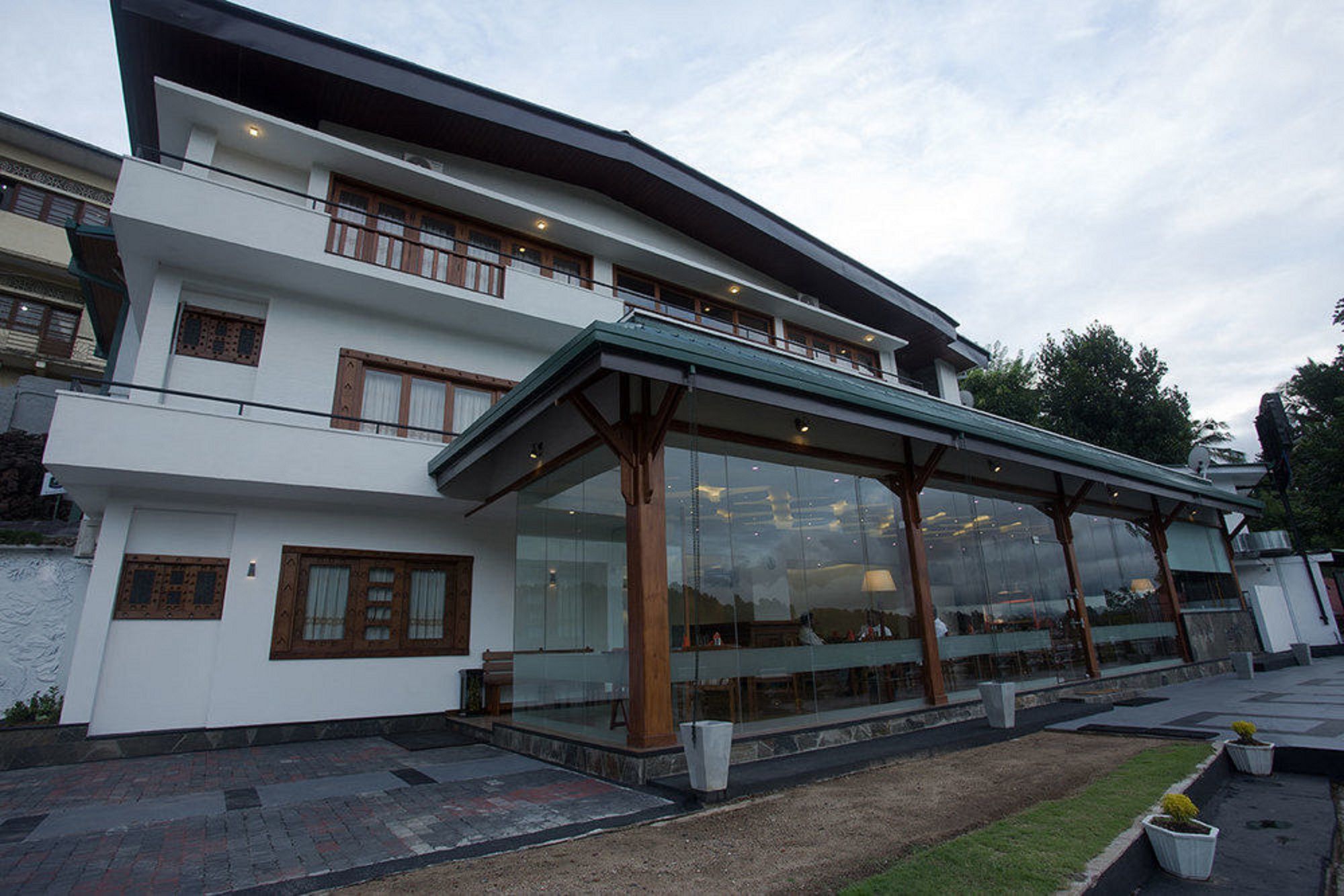 Фото Heaven Seven Kandy