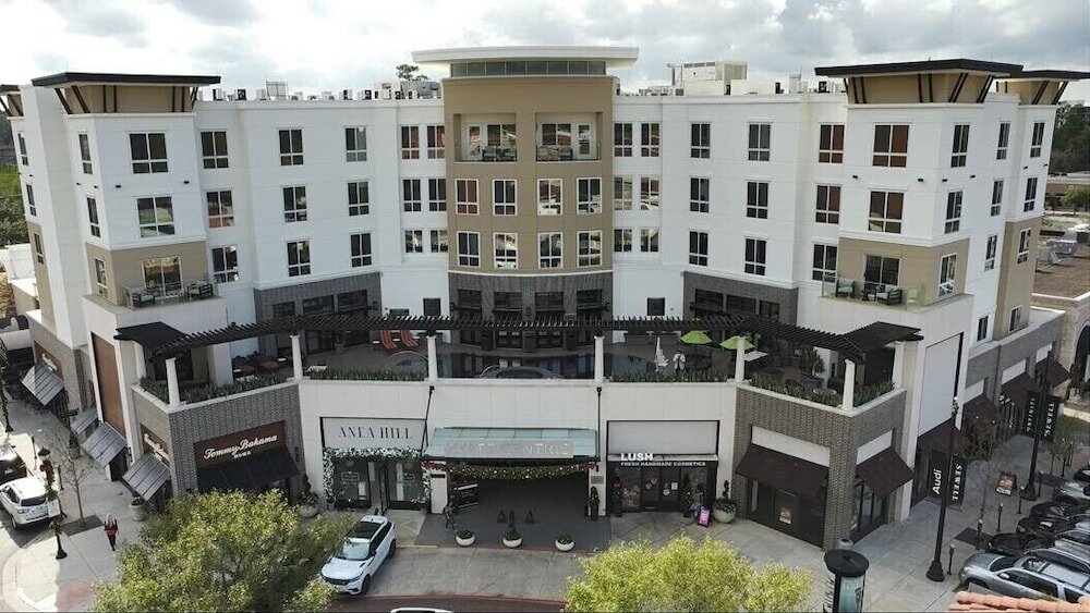 Фото Hyatt Centric The Woodlands