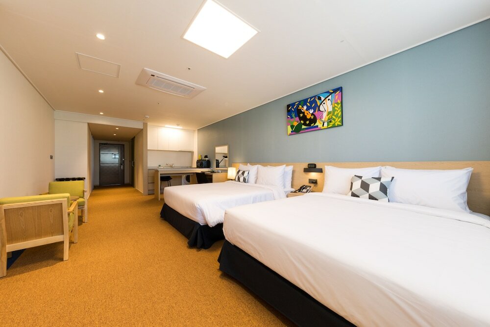 Фото Days Hotel & Suites Incheon Airport