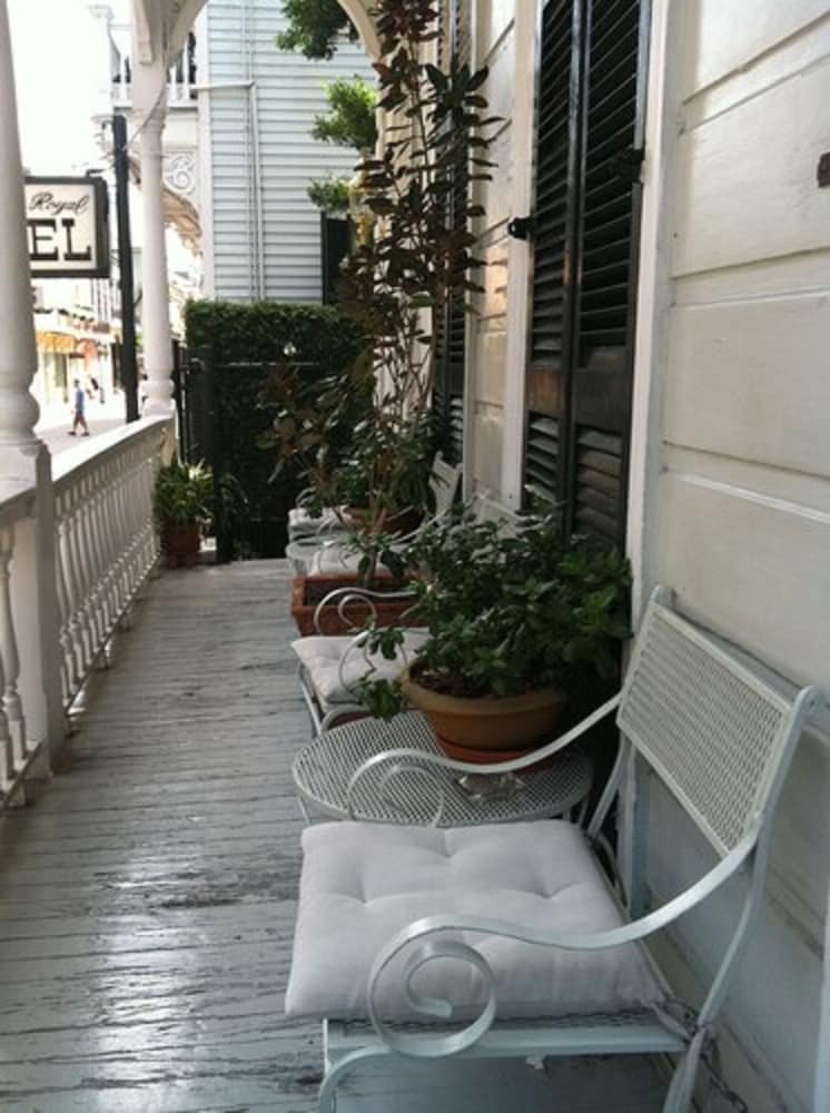 Фото Nine O Five Royal Hotel