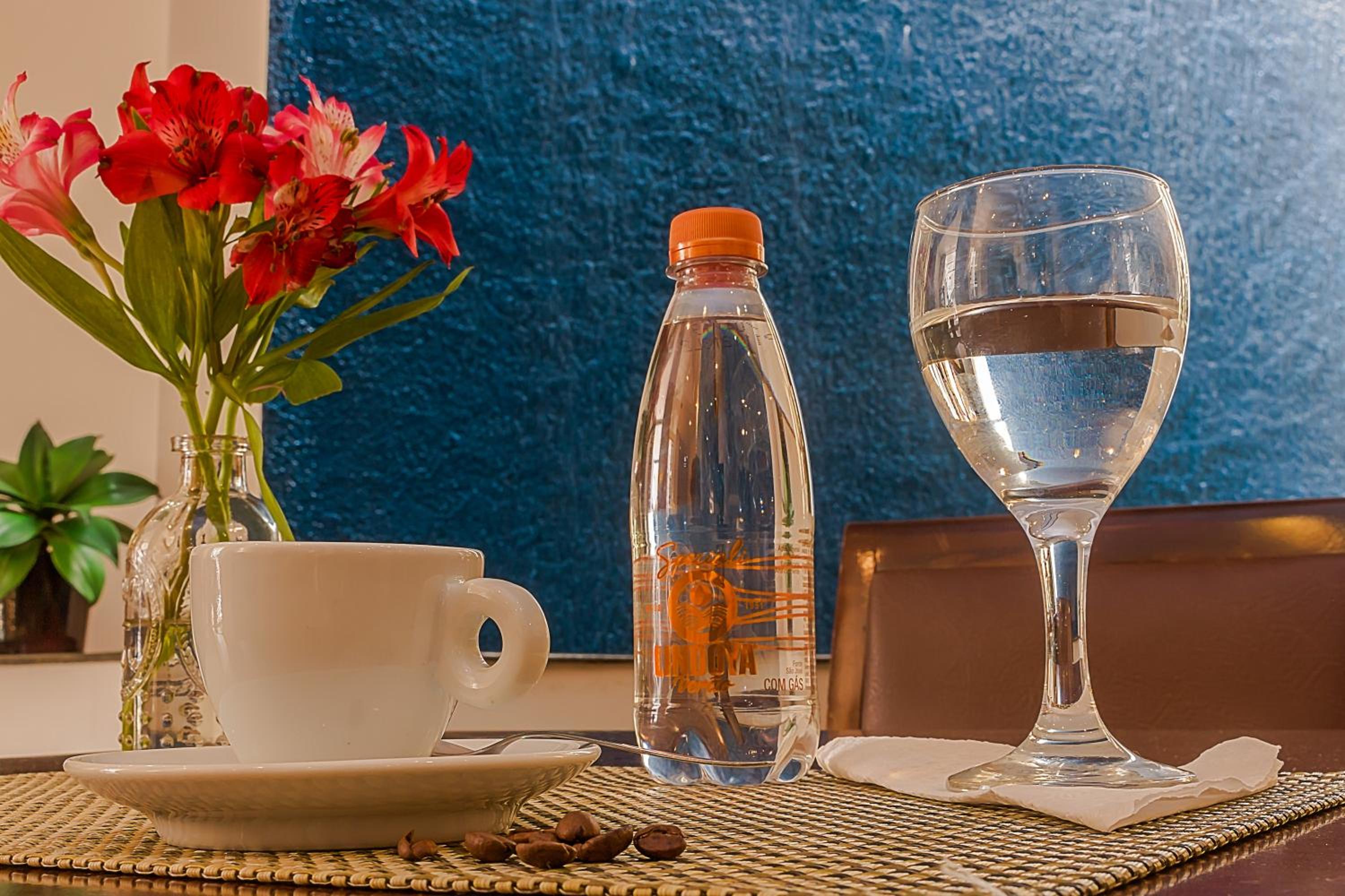 Фото Shelton Hotel