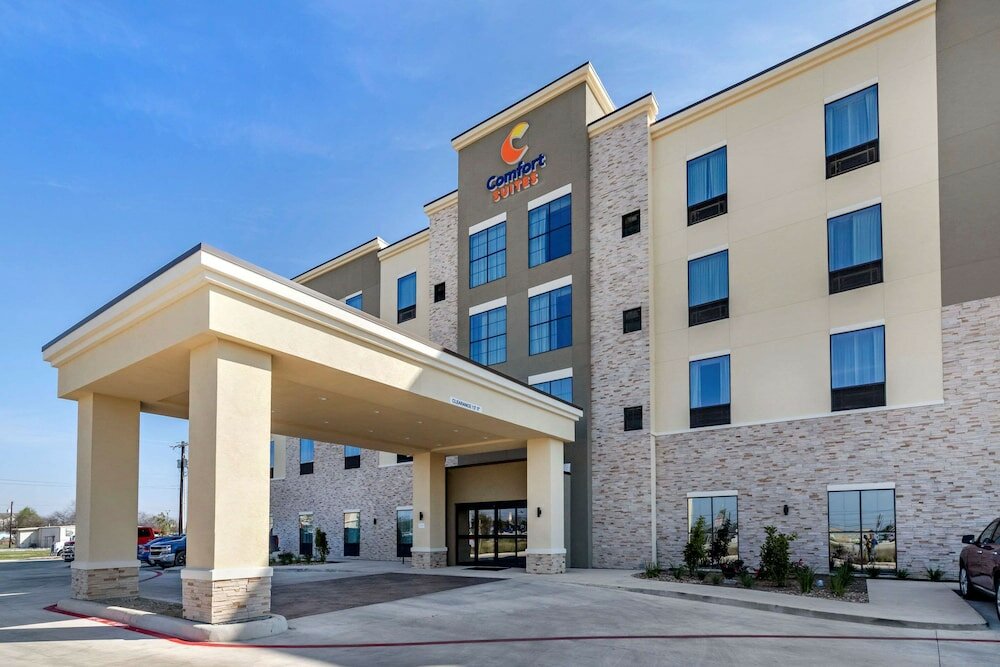 Фото Comfort Suites San Antonio Ft. Sam Houston/SAMMC Area