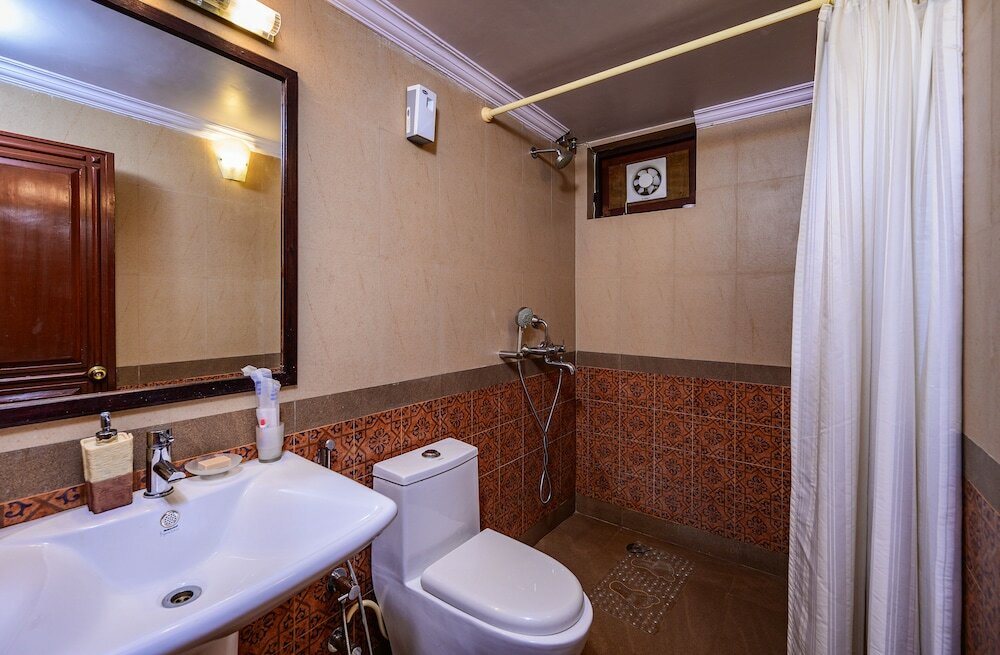 Фото Neemrana's Three Waters