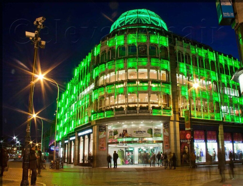 Фото Travelodge Plus Dublin City Centre