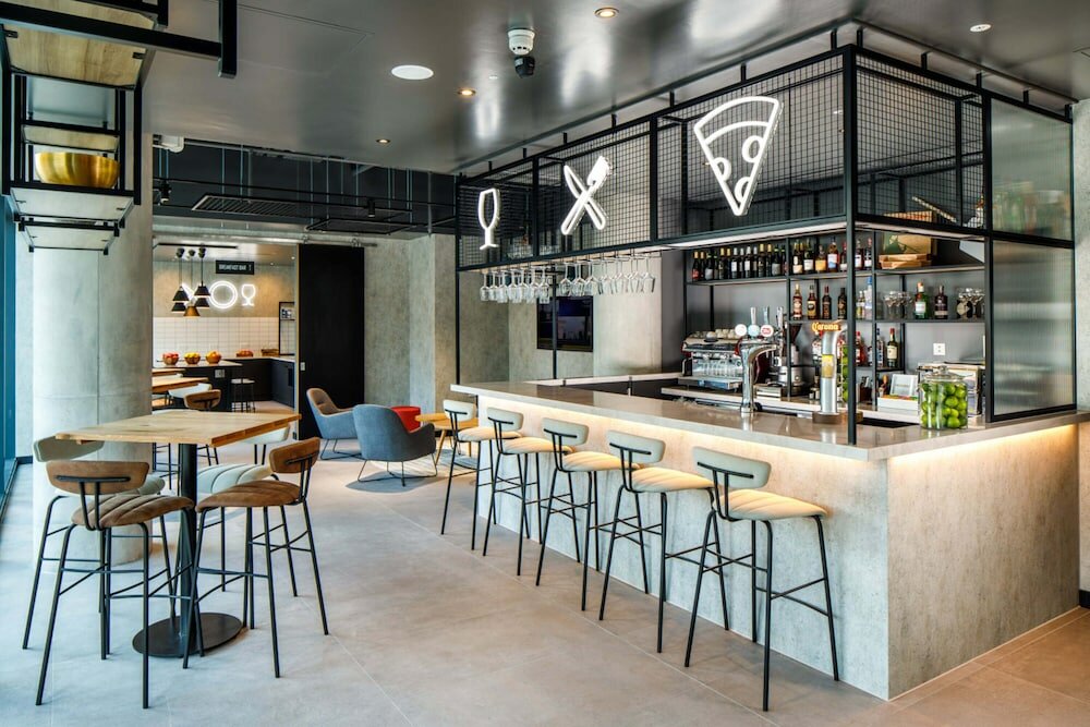 Фото Ibis London Sutton Point