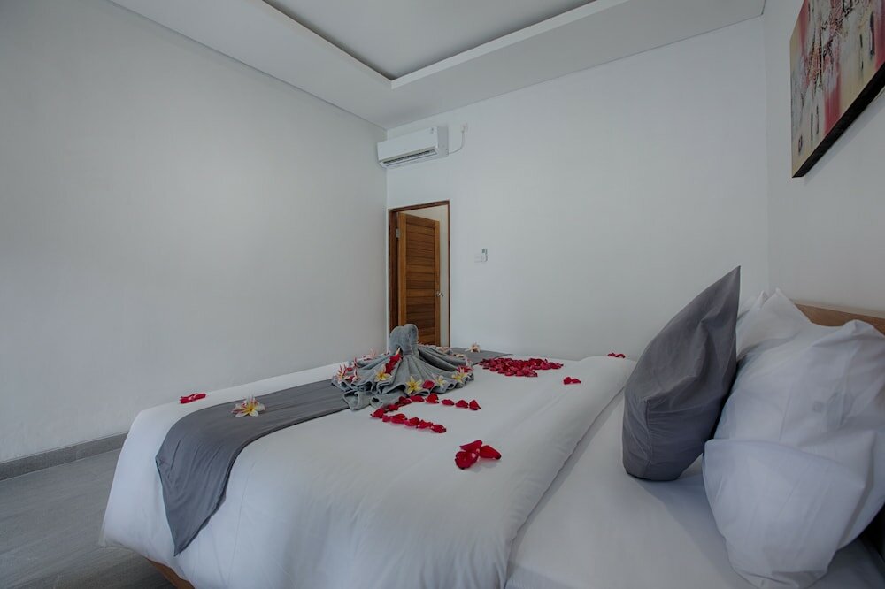 Фото Maisaba Canggu Hotel & Coworking Space