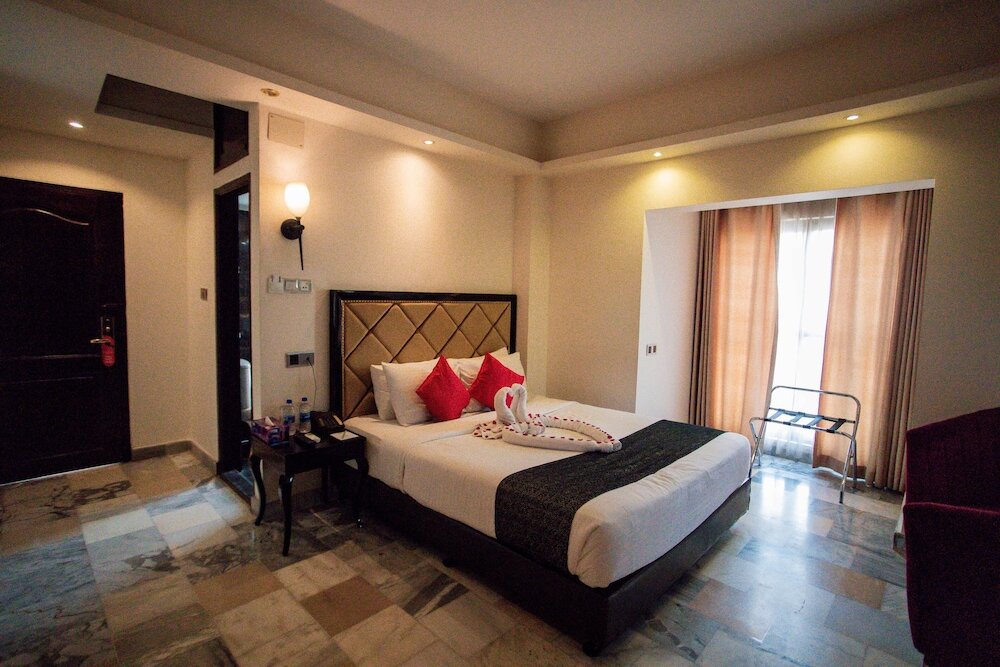 Фото The Elite Residence Dhaka