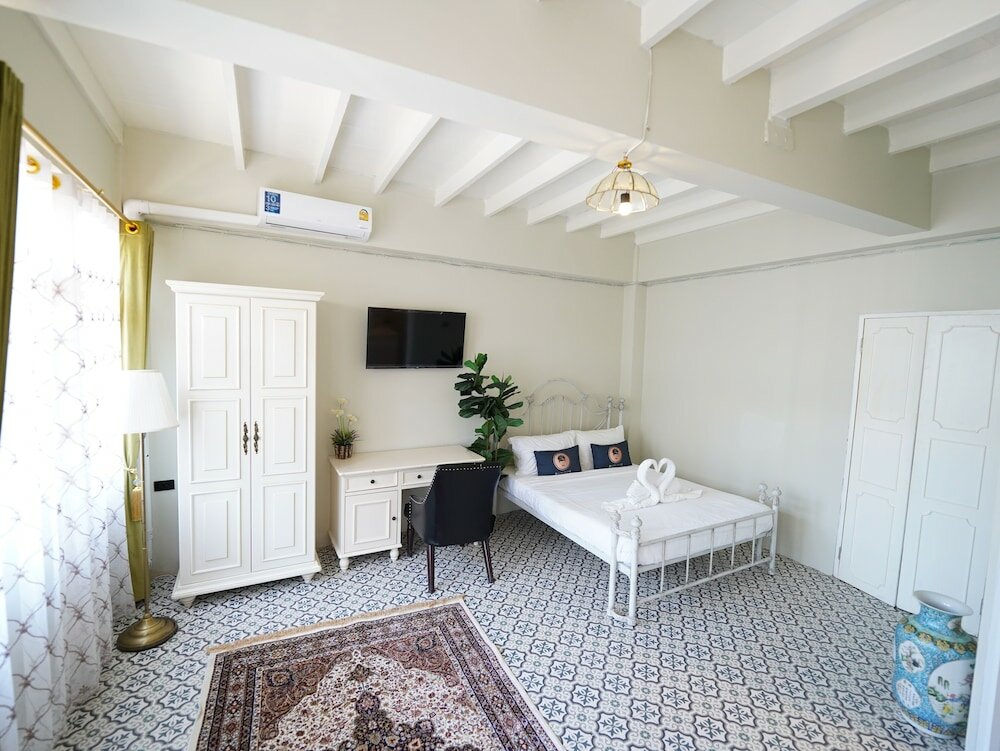 Фото 2499 Heritage Chinatown Bangkok Hotel by RoomQuest