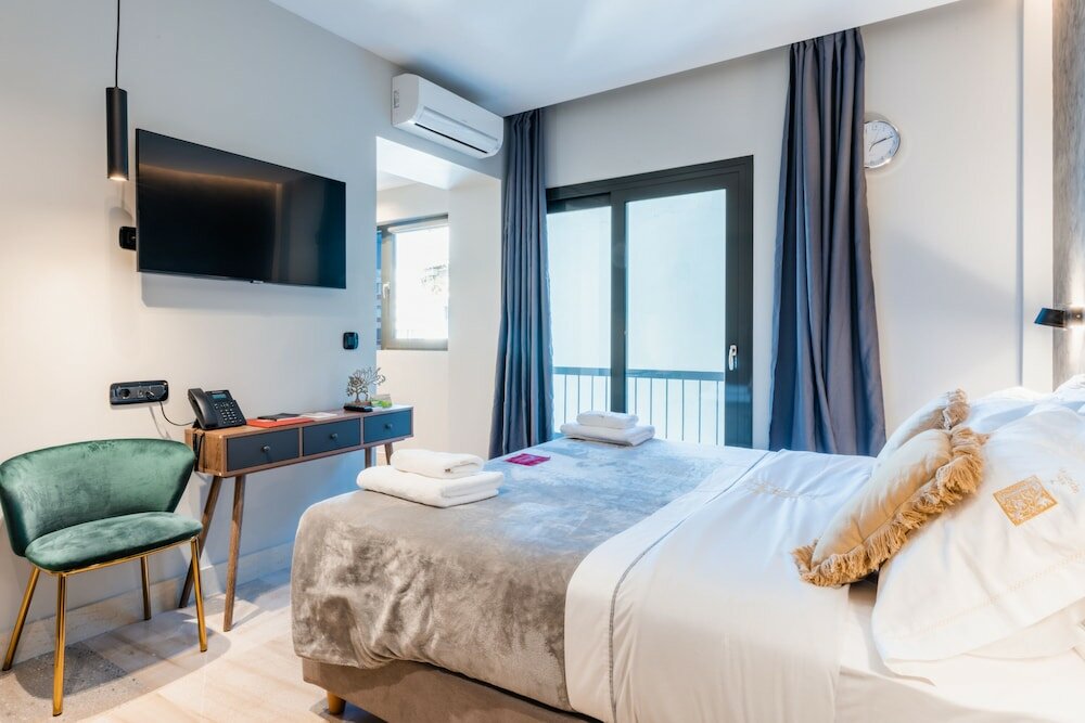 Фото Royalty Suites Psyrri