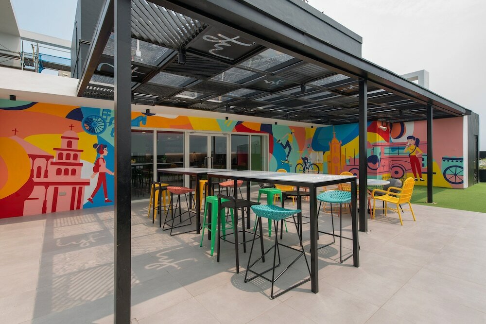 Фото lyf Malate Manila