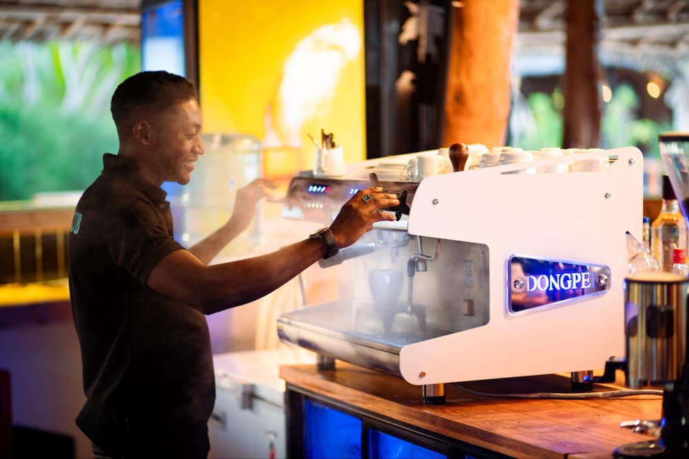 Фото Tiki Beach Club and Resort