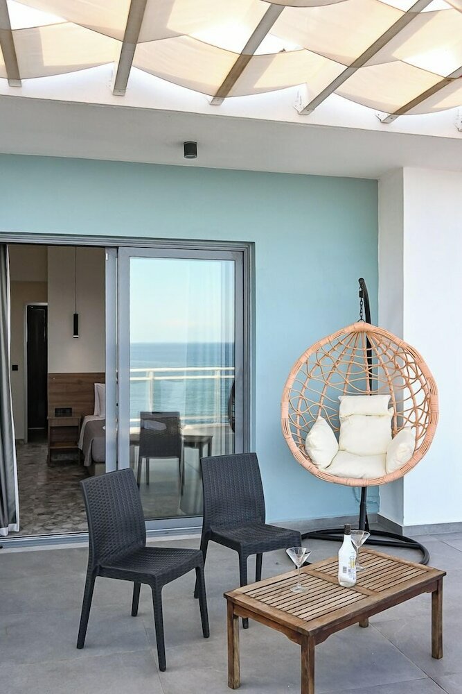 Фото Amalia Sea Apartments