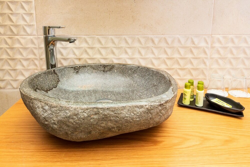 Фото 180 South Seaside Hotel