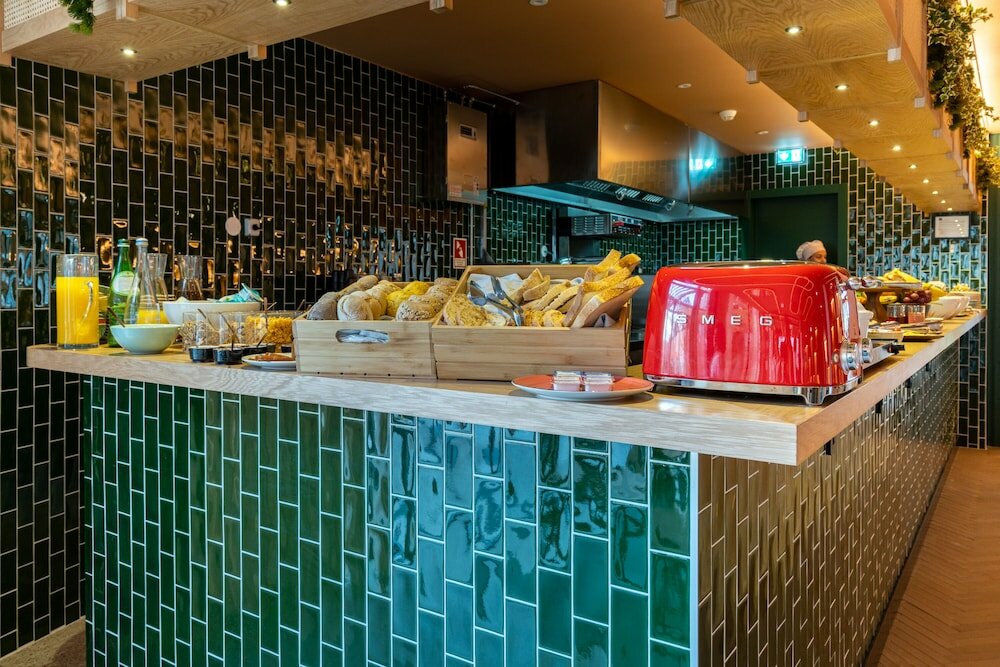 Фото The Editory Garden Porto Hotel