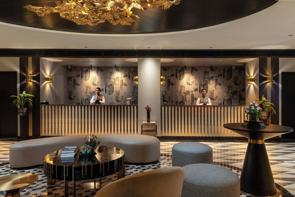 Фото Parallel Hotel