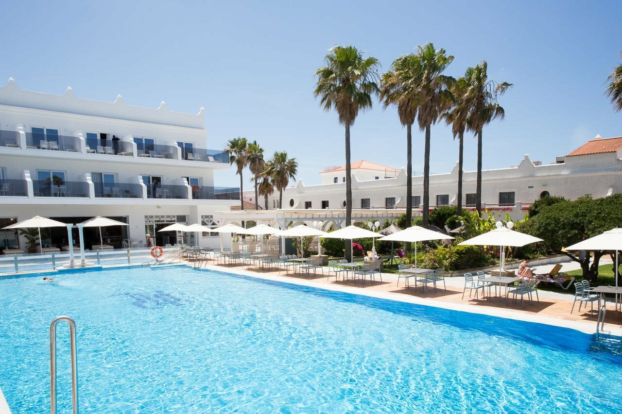 Фото Playa De La Luz Hotel