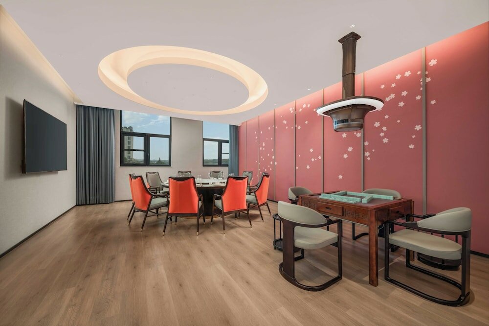 Фото Holiday Inn Express Shanghai Hongqiao Necc, an Ihg Hotel