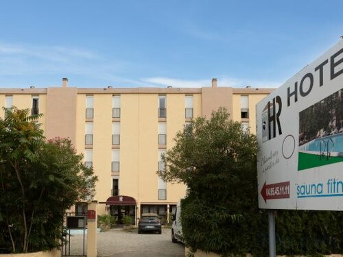 Гостиница Hotel HR в Корте