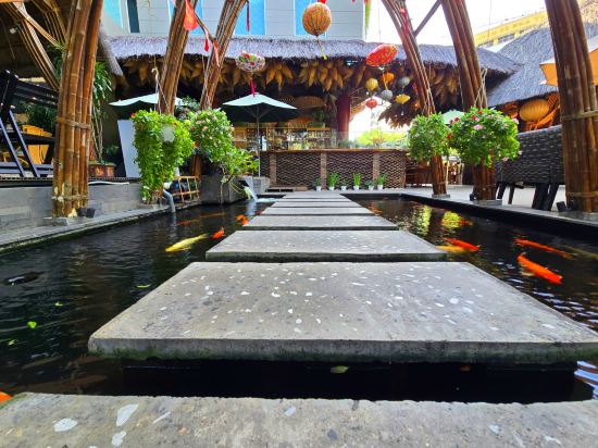 Фото Miss Bamboo The Light Hotel