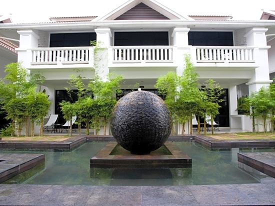 Фото Palm Grove Resort