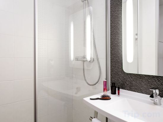 Фото Ibis Bayonne Centre