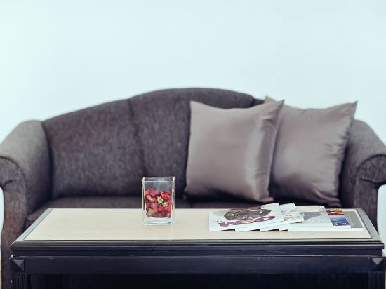 Фото Three Sukhumvit Hotel