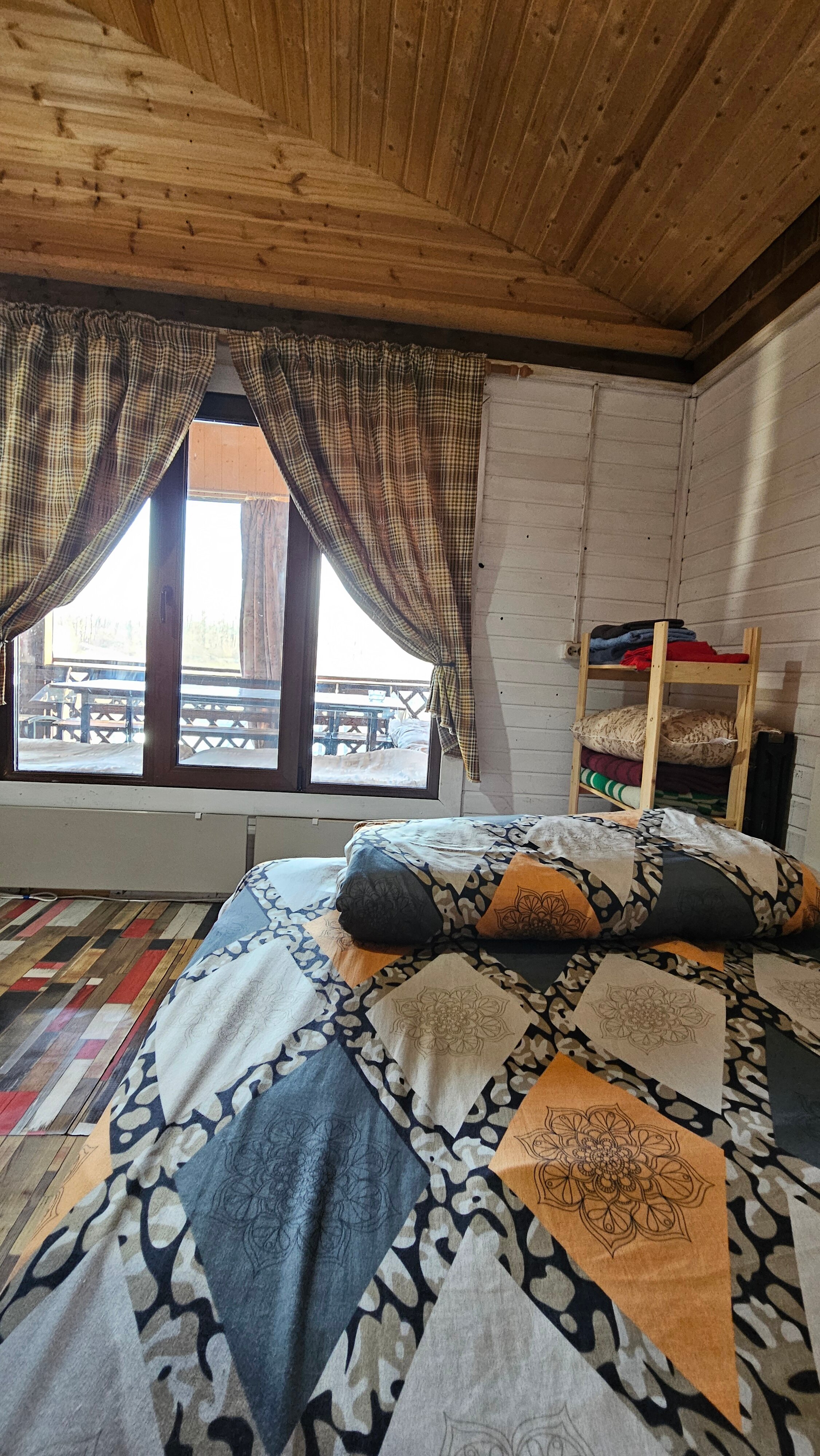 Фото Домик в терновнике