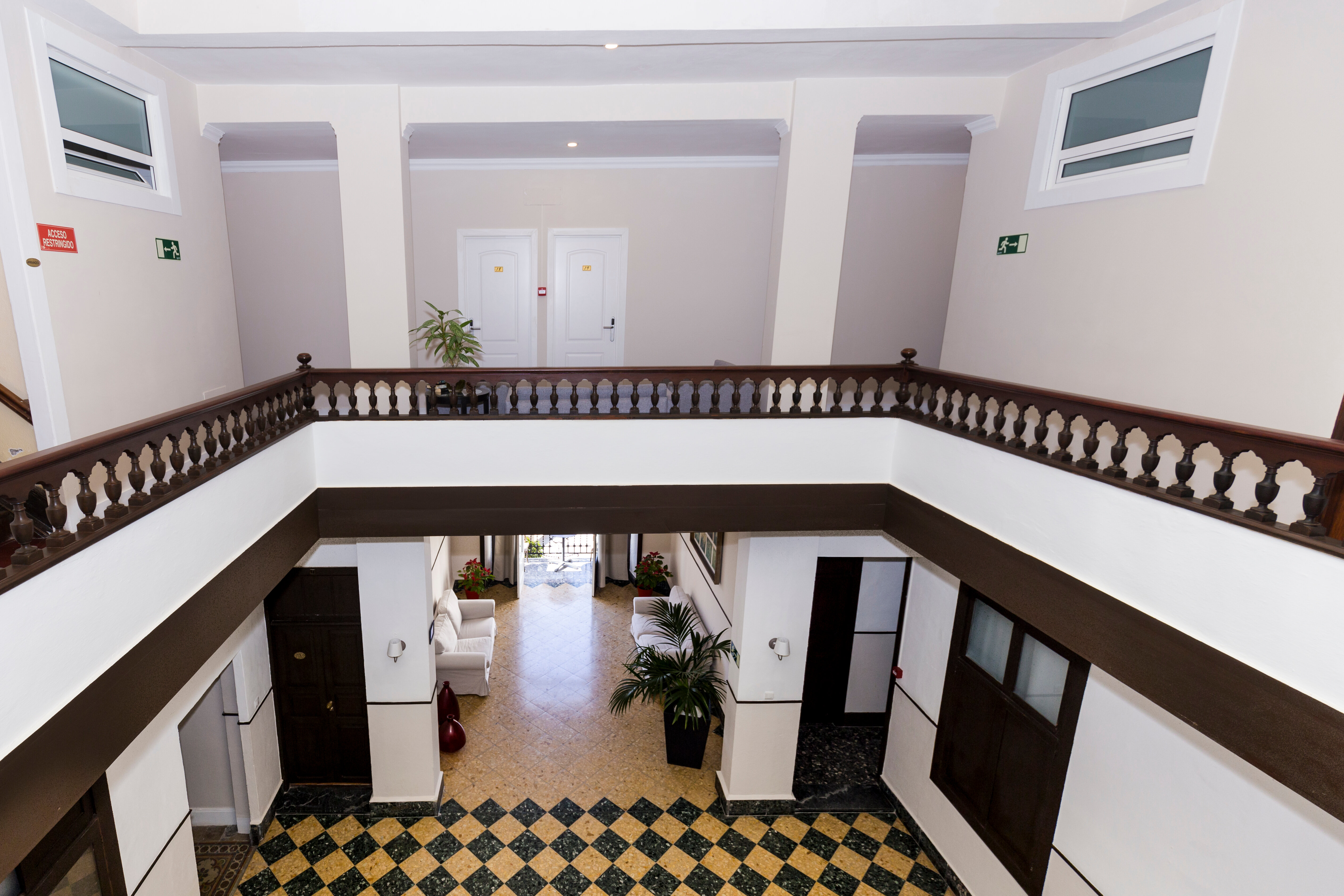 Фото Hotel Madrid