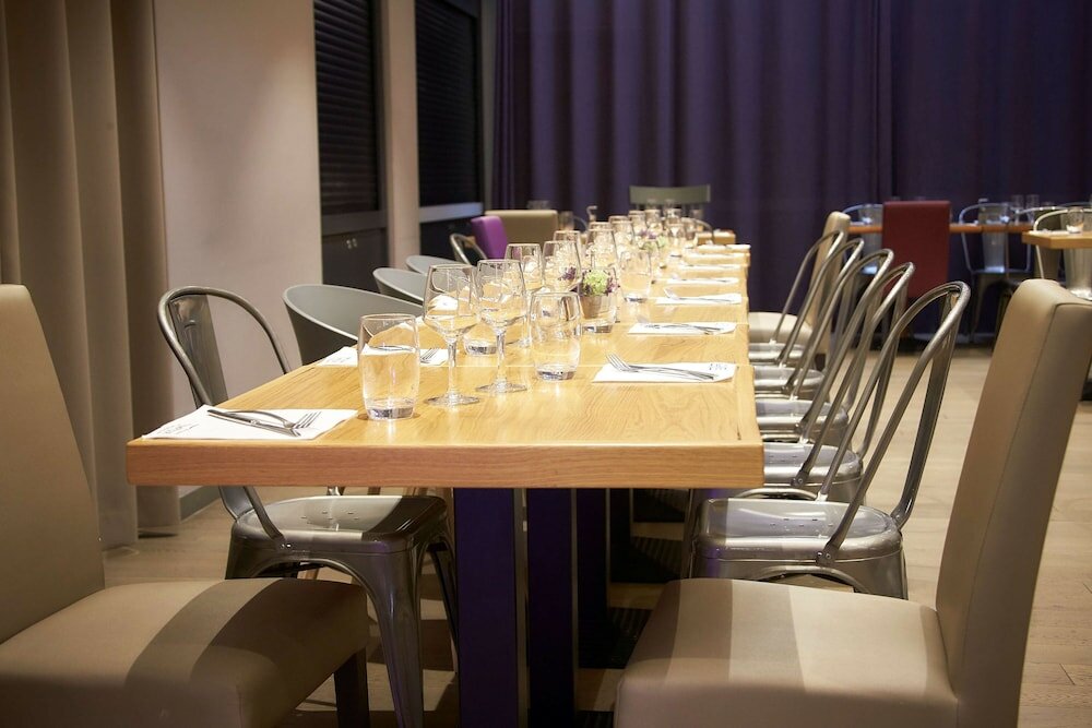 Фото Campanile Dijon Centre - Gare