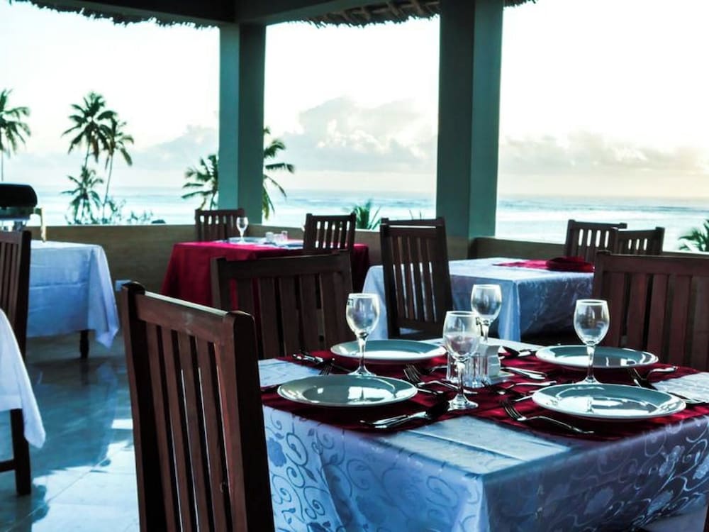 Фото Sea Crest Hotel