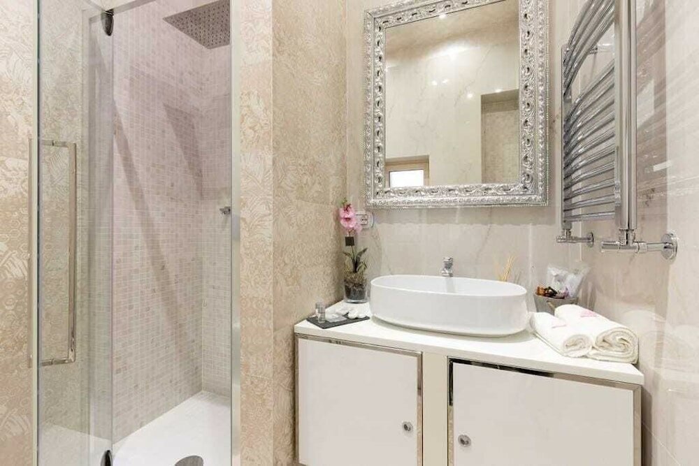 Фото Rental In Rome Piazza Venezia View Luxury Apartment B