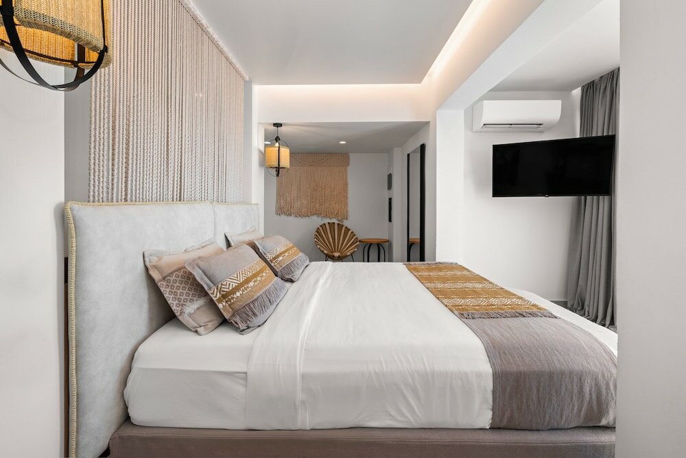 Фото Cabana Blu Hotel & Suites