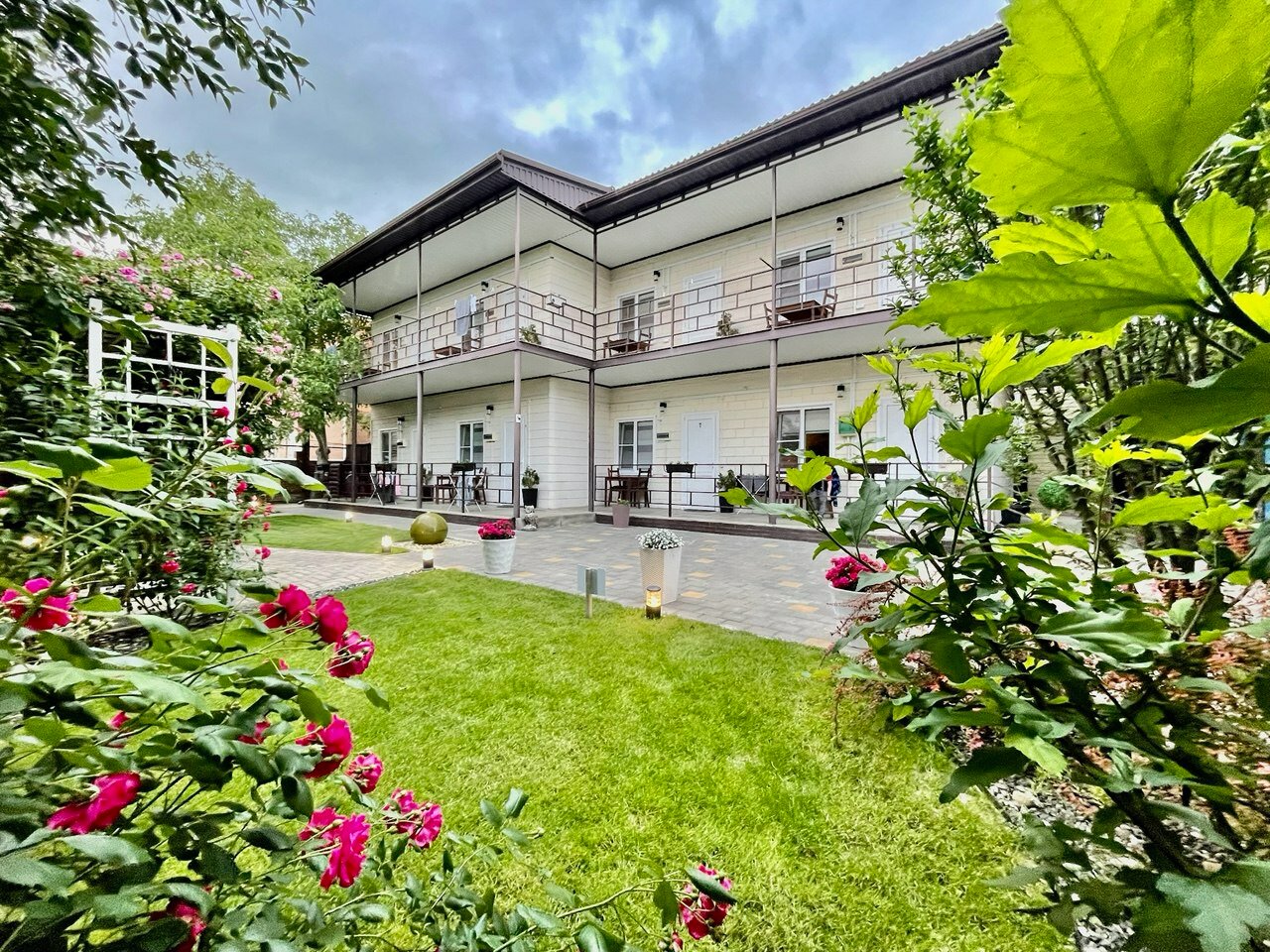 Фото отеля 1