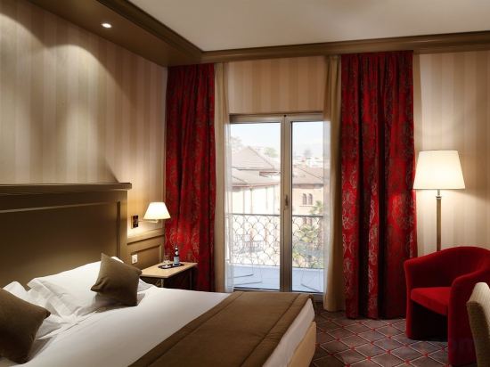 Фото Hotel De La Paix