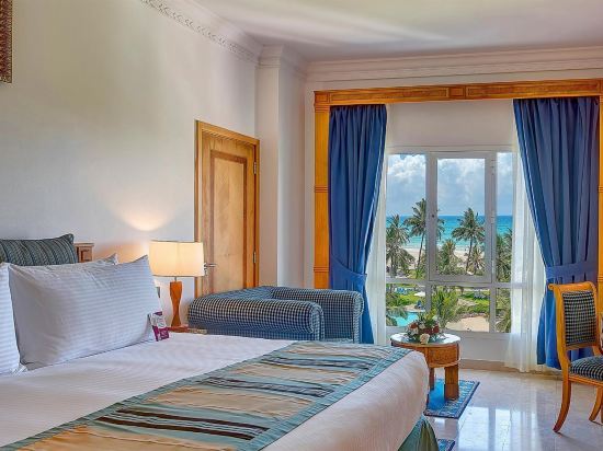 Фото Crowne Plaza Resort Salalah