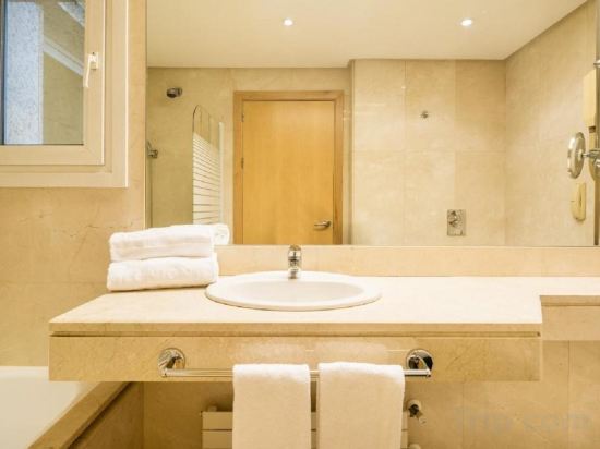 Фото Hotel Ilunion Pio XII