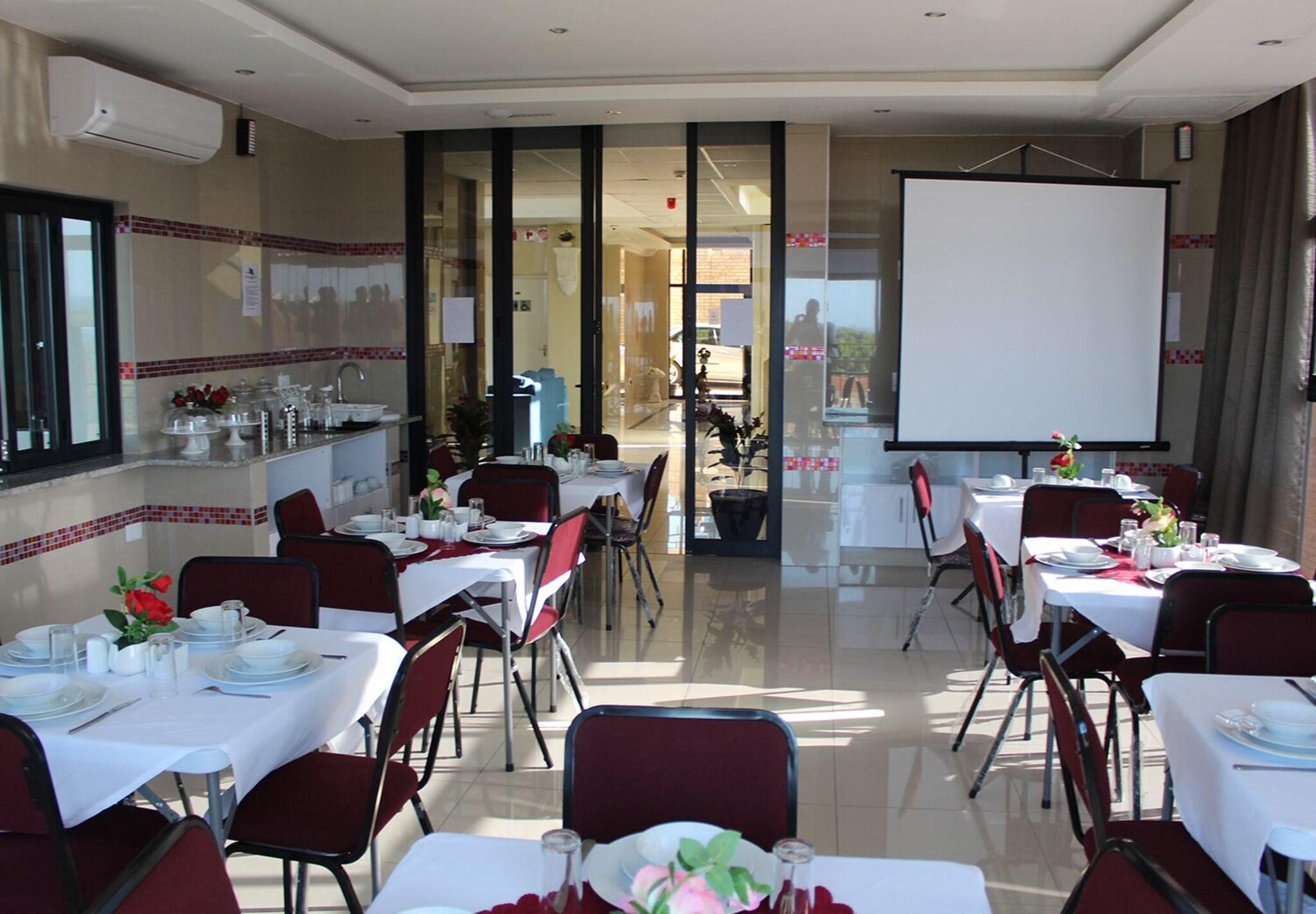 Фото Royal Ushaka Hotel Morningside