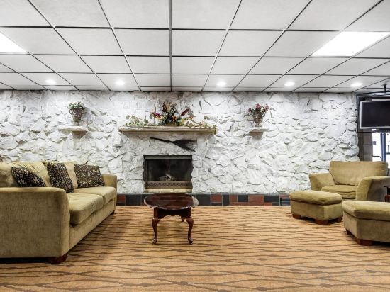 Фото Quality Inn & Suites Binghamton Vestal