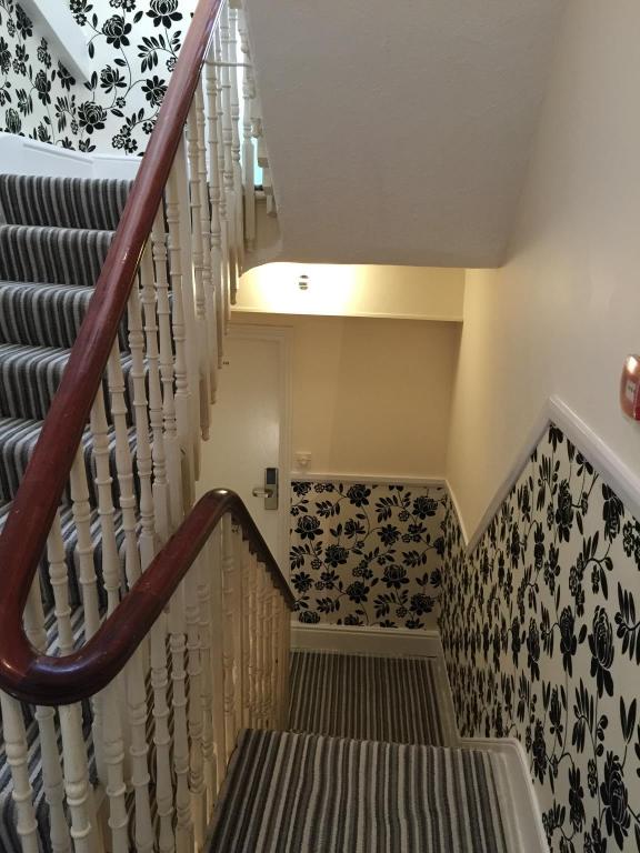 Фото Hellenic Hotel London by Saba